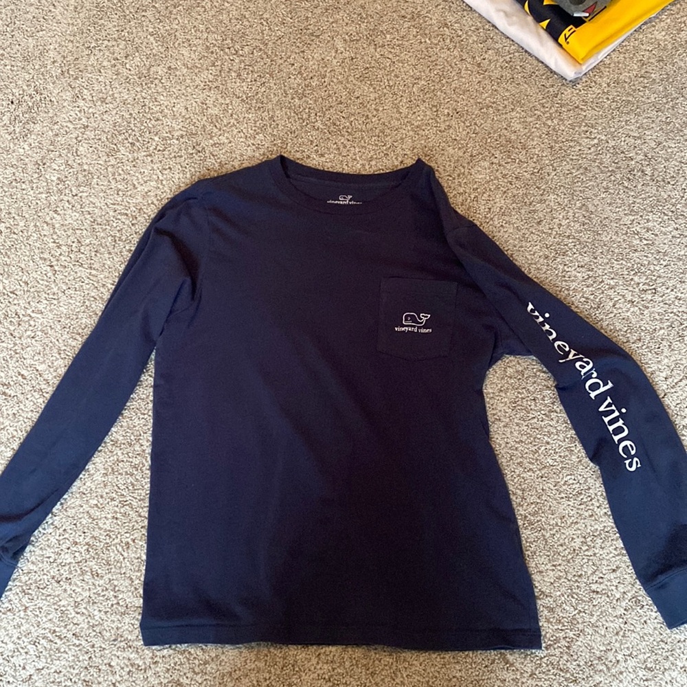 Boys vineyard vines shirt